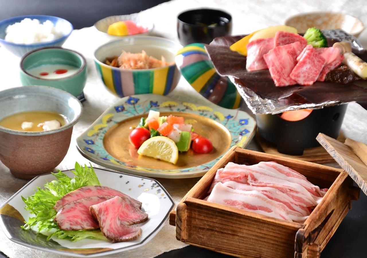 טקיאמה 筋肉と自然と遊ぶ宿 田島館 מראה חיצוני תמונה